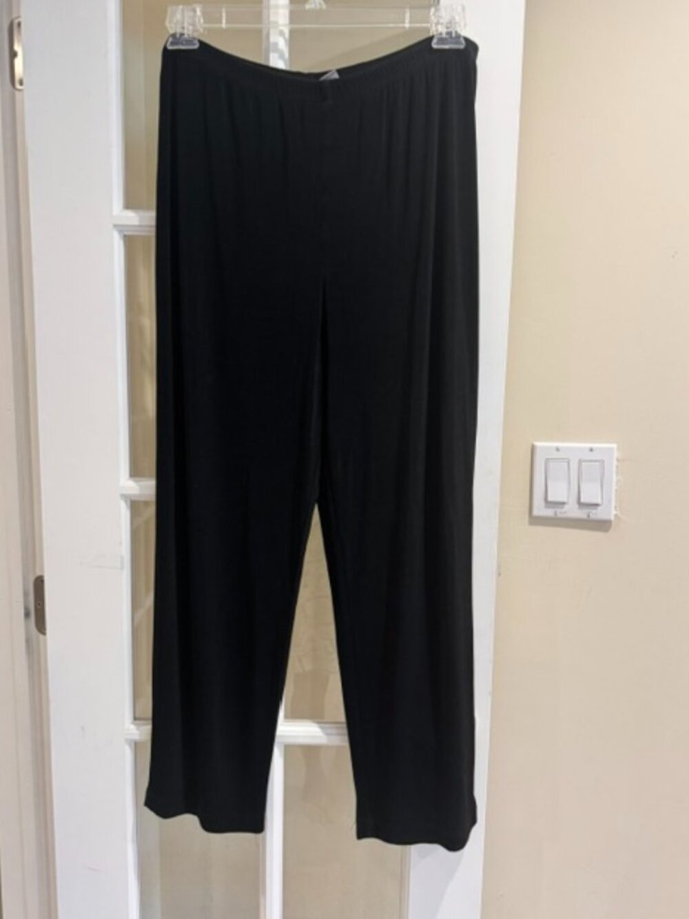 Black Chico's Travelers Straight Leg Pants size 3